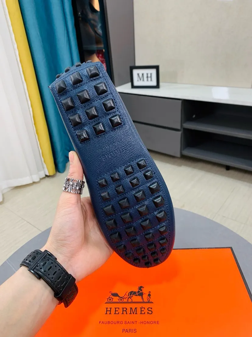 Men's men's shoes 💰458🌹🌹 Comes with packaging [Hermès] Hermès 🚹 Men's new bean slip-on shoes, full of charm, luxury style gentleman's shoes. Hermès exquisite hardware buckle accessories (❌refuse to fade) embossed design elements... interpret the brand image design concept 👑 Material imported cowhide ➕ Selected genuine leather lining ➕ Brand wear-resistant sole stitching 🔍🔍 Size: 38-44